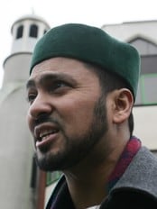 Ajmal Masroor i London (Foto: SANG TAN/AP) Ajmal Masroor i London (Foto: SANG TAN/AP)