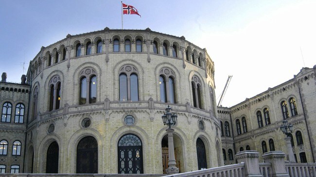 Stortinget (Foto: Arkivfoto: Jarl Fr. Erichsen/Scanpix) Stortinget (Foto: Arkivfoto: Jarl Fr. Erichsen/Scanpix)