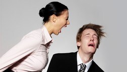 Kontorkrangel (Foto: Sinar 2) Kontorkrangel (Foto: Sinar 2)