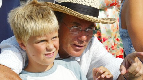 Vennerød med sønn (Foto: Åserud, Lise/SCANPIX)