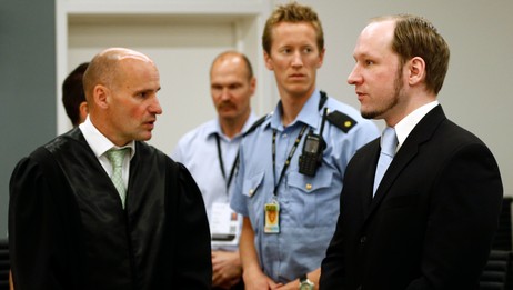 Breivik Lippestad (Foto: NTB SCANPIX/Reuters) Breivik Lippestad (Foto: NTB SCANPIX/Reuters)