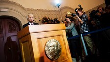 Leder i Nobelkomiteen Thorbjørn Jagland (Foto: Varfjell, Fredrik/NTB scanpix) Leder i Nobelkomiteen Thorbjørn Jagland (Foto: Varfjell, Fredrik/NTB scanpix)