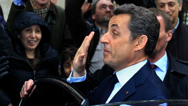 Nicolas Sarkozy dagen etter førstevalgomgang i presidentvalget (Foto: YVES HERMAN/Reuters) Nicolas Sarkozy dagen etter førstevalgomgang i presidentvalget (Foto: YVES HERMAN/Reuters)