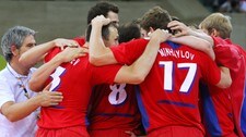 Russiske volleyballspillere jubler etter å ha vunnet bronsefinalen (Foto: ALEXANDER JOE/AFP) Russiske volleyballspillere jubler etter å ha vunnet bronsefinalen (Foto: ALEXANDER JOE/AFP)