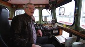 Mister vesketillegget - Nå til kampen om å få beholde ett helt spesielt tillegg til den vanlige lønna. Byfergene i Fredrikstad blir gratis fra neste år. Dette er godt nytt for kundene, men for fergeføreren betyr det tap av penger. Dette er historien om det såkalte vesketillegget.