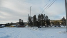 Løypa starter her ved Nerstad skole  og Sigdalshallen. Parkering til høyre i bildet.