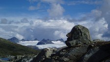 Mimes Hovud ved Sognefjellsvegen. (Foto: Kjartan Kvien.) Mimes Hovud ved Sognefjellsvegen. (Foto: Kjartan Kvien.)