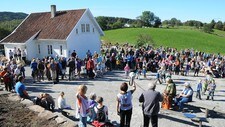 Åpningen av Gramstad (Foto: Kjell Helle-Olsen)