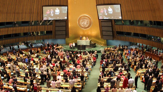 Åpning av UNPFII 2012 (Foto: Siv Eli Vuolab/NRK) Åpning av UNPFII 2012 (Foto: Siv Eli Vuolab/NRK)