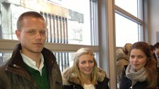 Lars Henrik Platou, Linn Martine Bjørseth, Birigitte Svendsen (Foto: Ragnhild Moen Holø/NRK) Lars Henrik Platou, Linn Martine Bjørseth, Birigitte Svendsen (Foto: Ragnhild Moen Holø/NRK)