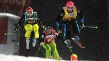 Video V-cup fristil - skicross (Foto: Nyhetsspiller)