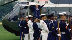 Richard Nixon går av som president. (Foto: BOB DAUGHERTY/AP) Richard Nixon går av som president. (Foto: BOB DAUGHERTY/AP)