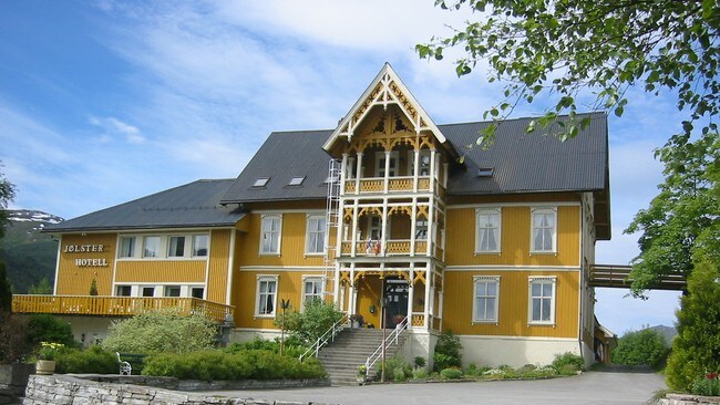 Jølster Hotell (Foto: Ottar Starheim/NRK) Jølster Hotell (Foto: Ottar Starheim/NRK)