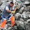 Jyapyang Sherpa har mellom anna arbeid med steinlegging på stiar i japanske nasjonalparkar. Jyapyang Sherpa har mellom anna arbeid med steinlegging på stiar i japanske nasjonalparkar.
