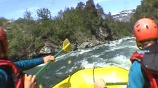 Rafting i Driva (Foto: NRK) Rafting i Driva (Foto: NRK)