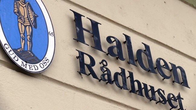 Halden kommune rådhuset (Foto: Rainer Prang/NRK) Halden kommune rådhuset (Foto: Rainer Prang/NRK)