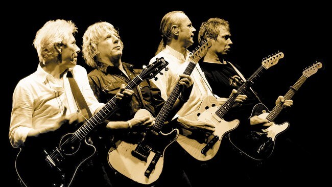 status quo (Playground) status quo (Playground)