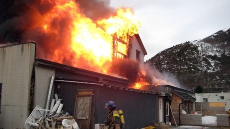 Brann i Lødingen (Foto: Tor Ribe)