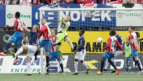 Strømsgodset tar ledelsen mot Tromsø (Foto: Bendiksby, Terje/NTB scanpix) Strømsgodset tar ledelsen mot Tromsø (Foto: Bendiksby, Terje/NTB scanpix)