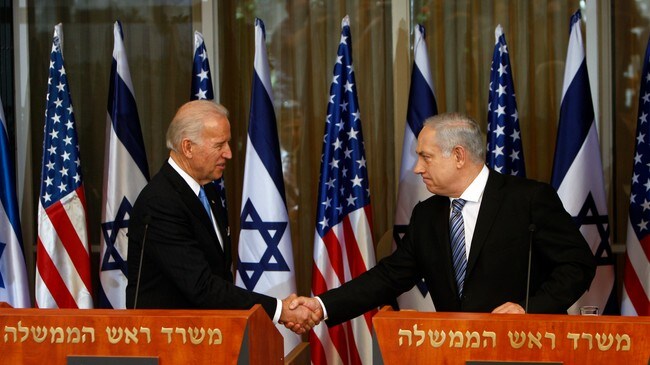Joe Biden og Benjamin Netanyahu. (Foto: Ronen Zvulun/Scanpix/Reuters)