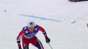 Plutselig går Sundby alene - Martin Johnsrud Sundby fikk plutselig vindene i seilene og gikk opp i tet med en luke på 15 sekunder. Kommentatorer: Jann Post og Torgeir Bjørn.