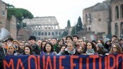 Studentar blokkerer Roma