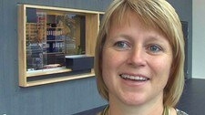 Kari-Anne Dobloug, informasjonsrådgiver i Hedmark politidistrikt (Foto: Jan Egil Løvbak) Kari-Anne Dobloug, informasjonsrådgiver i Hedmark politidistrikt (Foto: Jan Egil Løvbak)
