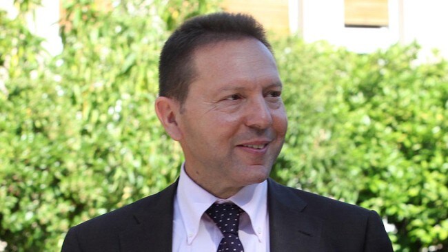 Yannis Stournaras (Foto: Giannis Panagopoulos/Ap) Yannis Stournaras (Foto: Giannis Panagopoulos/Ap)