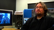Thomas Evjen, News on Request (Foto: Knut Rindahl/NRK) Thomas Evjen, News on Request (Foto: Knut Rindahl/NRK)