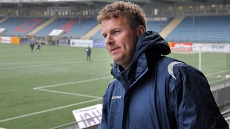 Jostein Flo på Marienlyst stadion (Foto: Caroline Enge/NRK) Jostein Flo på Marienlyst stadion (Foto: Caroline Enge/NRK)