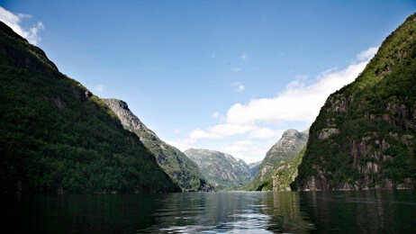 Hardangerfjorden (Foto: Christensen, Marte/Scanpix/Aftenposten) Hardangerfjorden (Foto: Christensen, Marte/Scanpix/Aftenposten)