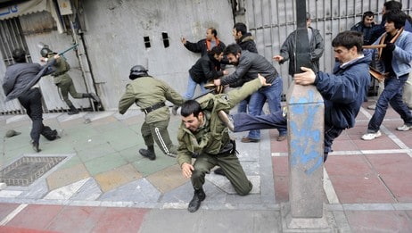 Iranian opposition protesters clash with security forces in Tehran on December 27, 2009. Four protes (Scanpix/AFP)