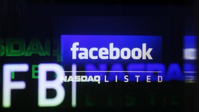 FACEBOOK-EARNINGS/ Facebook logo is seen on a screen inside at the Nasdaq Marketsite in New York (Foto: SHANNON STAPLETON/Reuters) FACEBOOK-EARNINGS/ Facebook logo is seen on a screen inside at the Nasdaq Marketsite in New York (Foto: SHANNON STAPLETON/Reuters)