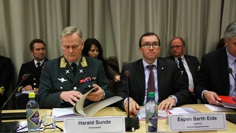 Harald Sunde og Espen Barth Eide (Foto: Øyvind Bye Skille/NRK) Harald Sunde og Espen Barth Eide (Foto: Øyvind Bye Skille/NRK)
