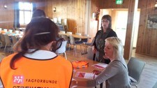 Streik i Førde (Foto: Erlend Blaalid Oldeide/NRK) Streik i Førde (Foto: Erlend Blaalid Oldeide/NRK)