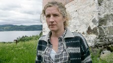 Andrine Sæther spiller Torunn (Foto: Anne Liv Ekroll/NRK)