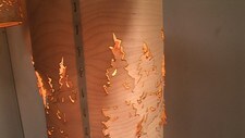 Lampe med tremotiv