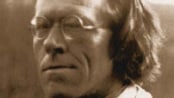 HØR: Peter W. Zapffe om Vett og Uvett. Ved R. Tollefsen og A. Folgerø, 1983: - Peter Wessel Zapffe om Vett og Uvett, boka han var medforfatter av. Arne Kristoffersen leser "Byturen". Ved Rønning Tollefsen og Arnt Folgerø, 1983.
OBS: LIGGER UTE I NRK NORDLAND FYLKESLEKSIKON!