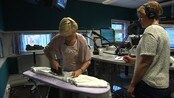 Slik stryk du bunadsskjorda di - Bli med i radiostudio og lær korleis ein stryk kvite fine bunadsskjorter til 17. mai