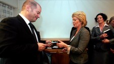 Åslaug Haga overtar som minister for olje- og energidepartementet. (Foto: Erichsen, Jarl Fr./SCANPIX) Åslaug Haga overtar som minister for olje- og energidepartementet. (Foto: Erichsen, Jarl Fr./SCANPIX)
