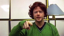Harald Eia i programmet 'Lav Terskel' (NRK)