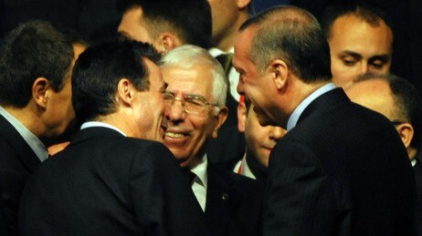 Fogh Rasmussen og den tyrkiske statsministeren Recep Tayyip Erdogan (Foto: DIMITAR DILKOFF/AFP) Fogh Rasmussen og den tyrkiske statsministeren Recep Tayyip Erdogan (Foto: DIMITAR DILKOFF/AFP)