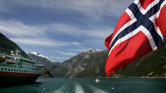 Det norske flagget (Foto: Kallestad, Gorm/SCANPIX) Det norske flagget (Foto: Kallestad, Gorm/SCANPIX)