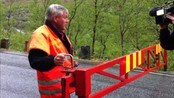 Trollstigen opnar - Trollstigen opna i dag 22. mai. Vegvesenet delte ut twist til dei første som køyrde gjennom bommen.
