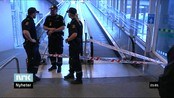 24 drap hittil i år - mot 28 i hele fjor - Medregnet de to sakene fra i dag, er 24 mennesker drept hittil i år, mot 28 i hele fjor. Med unntak av drapet på en irakisk kurder som ble funnet i Sarpsporg tidligere i måneden og dagens drap i Galleri Oslo har politiet siktet en mulig gjerningsperson i alle drapssakene.