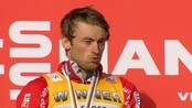 Her får Petter Northug krystallkula - Petter Northug vant verdenscupen sammenlagt i dag. Her blir han premiert for sesongen. kommentatorer: Jann Post og Torgeir Bjørn