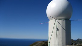 Ny værradar på Andøya er på plass - Foto: Jørgen Togstad, Meteorologisk institutt