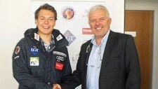 Kristian Bjune Sveen og skipresidenten i Liechstenstein, Andreas Wenzel (Foto: Privat)