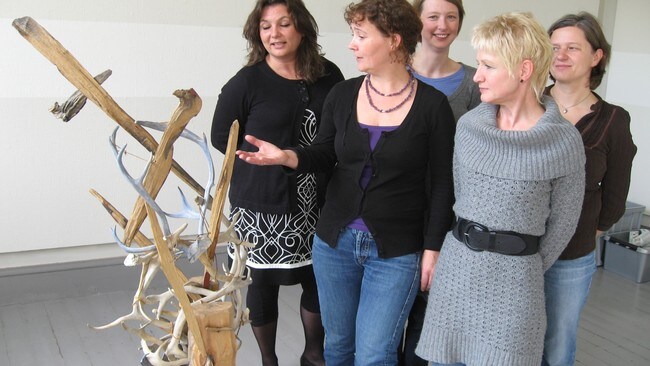'Hommage á Iver Jåks' čájáhusa mielbargit (Foto: Anna Anita Guttorm) 'Hommage á Iver Jåks' čájáhusa mielbargit (Foto: Anna Anita Guttorm)