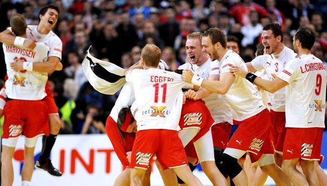 Jubel (Foto: ANDREJ ISAKOVIC/Afp) Jubel (Foto: ANDREJ ISAKOVIC/Afp)